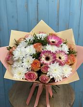 Букет цветов из:  Розы, Герберы и Хризантемы в Мяундже