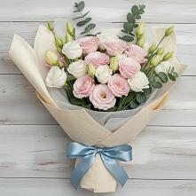 Букет цветов из:  Лизиантусы в Мяундже