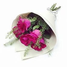 Букет цветов из:  Розы в Мяундже