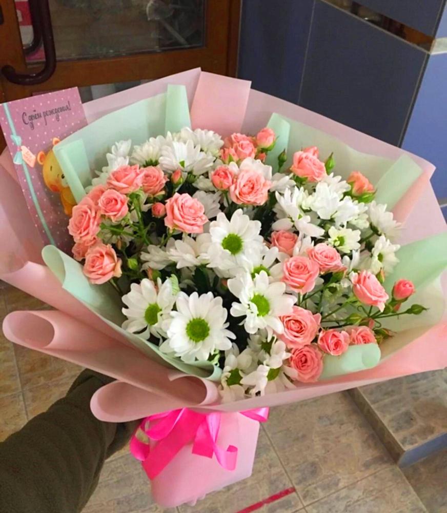 Букет цветов из: Розы и Хризантемы в Мяундже