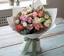 Букет цветов из:  Розы, Лизиантусы и Гвоздики в Мяундже