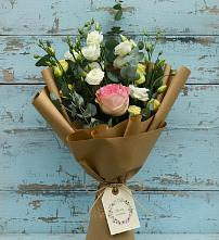 Букет цветов из:  Розы и Лизиантусы #REPLACE_PRED# Мяундже