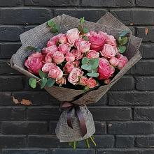 Букет цветов из:  Розы #REPLACE_PRED# Мяундже